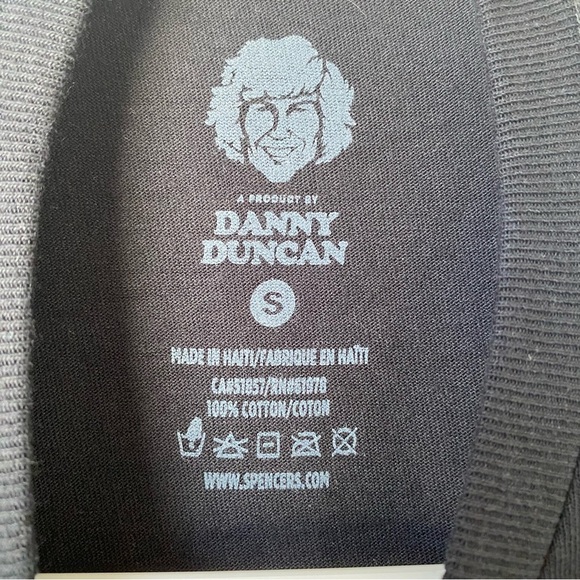 Danny Duncan I Heart MILFs T Shirt Black Small 100% Cotton Short Sleeve Crew - Picture 5 of 6